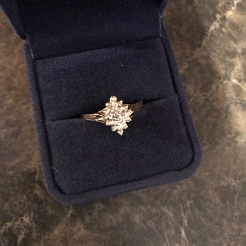 🔥Diamond cluster ring - Picture 5 of 8